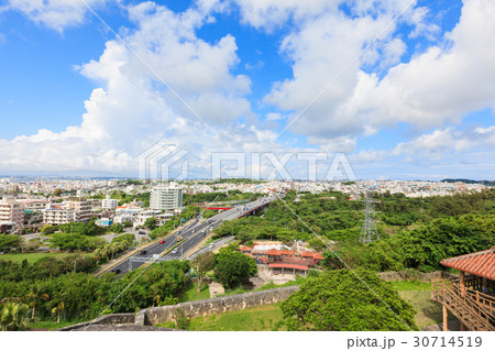 浦添　浦添大公園　街並み　町並み　見晴らし 30714519