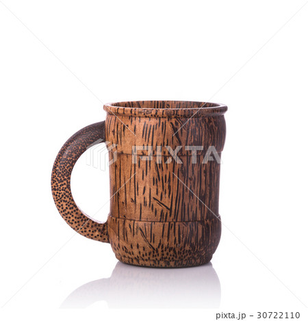 Brown coffee cup made from palm wood. Studio shot isolated on white 30722110