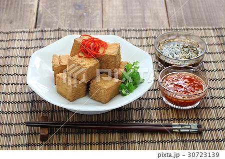 臭豆腐 臭豆腐 30723139