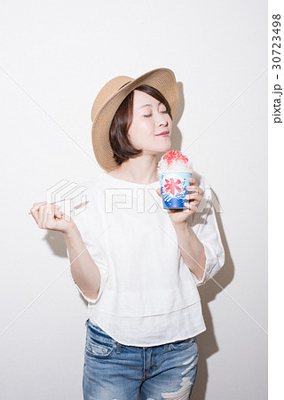 女性　ポートレート 30723498