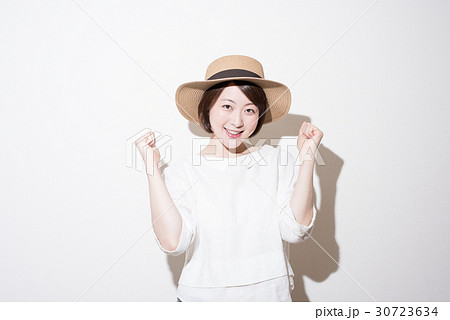 女性 ポートレート 女性 ポートレート 30723634