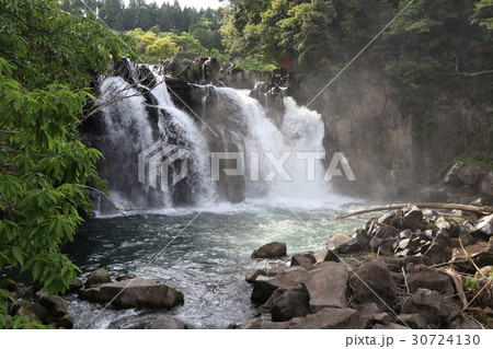 宮崎県都城市　関之尾滝 30724130