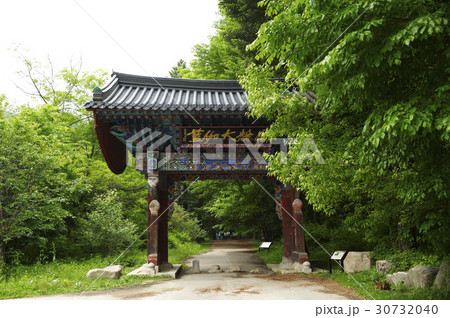 古建築 木 ドア 30732040