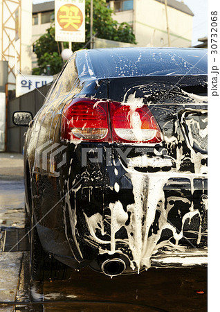 清潔 石鹸の泡 洗車 30732068