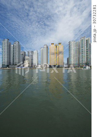 高層マンション 海 住商複合 30732281