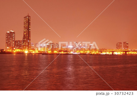 川 河 高層ビル 30732423