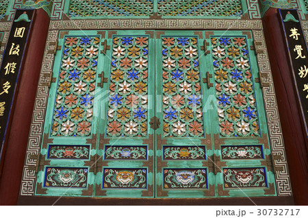 古建築 ドア 仏教 30732717