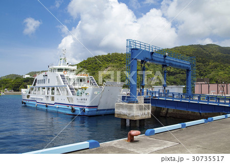 奄美大島　古仁屋港 30735517