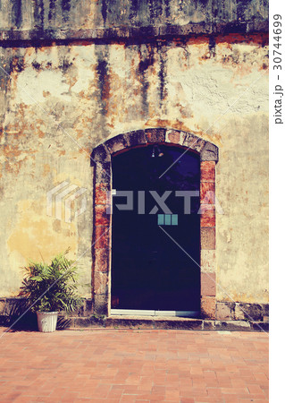 Old place entrance Old place entrance 30744699