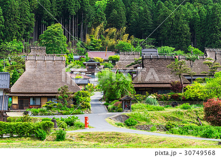 京都　美山　かやぶきの里 30749568