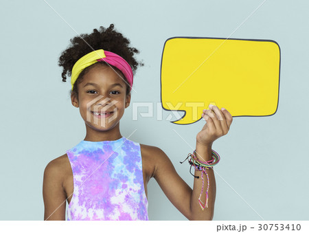 Little African Girl and Speech Bubble 30753410