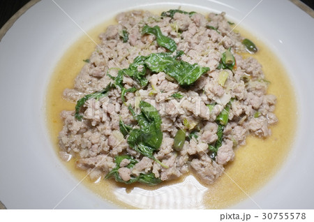 Thai cuisine , Fried Stir Basil with Minced pork 30755578