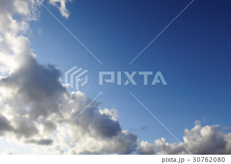 雲 天気 青 30762080