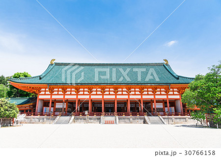 京都 平安神宮 大極殿の写真素材