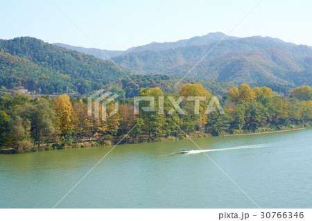 江原道 南怡島 北漢江 30766346
