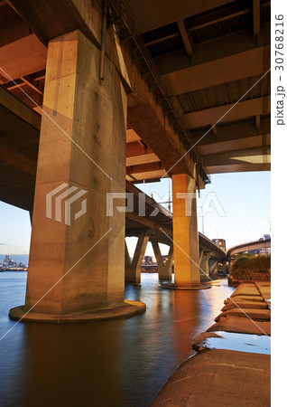 西江大橋 ソウル 風景 30768216