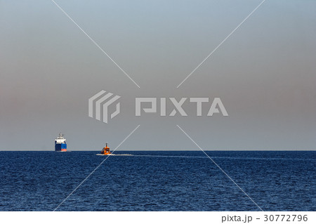 Blue bulk carrier 30772796