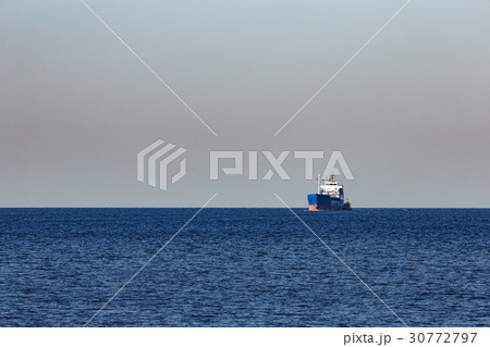 Blue bulk carrier 30772797