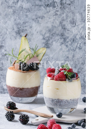 Chia pudding with rice porridge 30774639