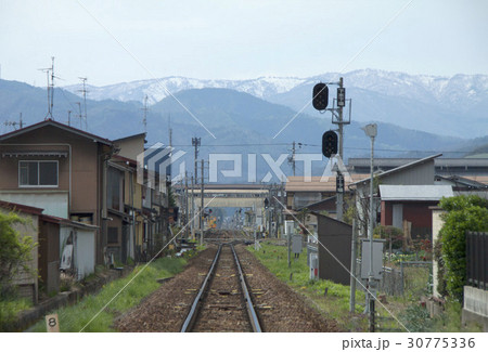 飛騨古川駅と雪山 飛騨古川駅と雪山 30775336