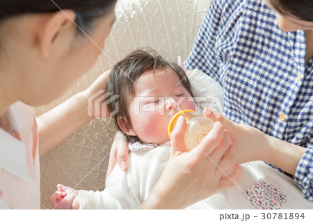 woman during pregnancy or shortly after childbirth woman during pregnancy or shortly after childbirth 30781894
