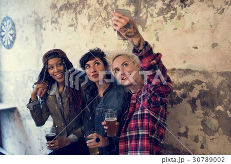 Women Use Mobile Phone Selfie Photo Women Use Mobile Phone Selfie Photo 30789002