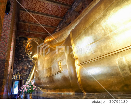 涅槃仏 寝釈迦仏 リクライニング仏陀 30792189