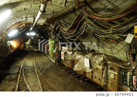 池島炭坑(坑道） 30794401