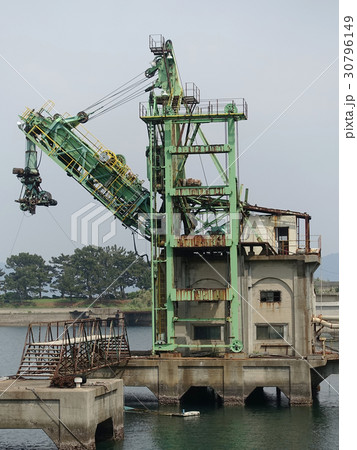 池島(石炭船積み機） 30796149