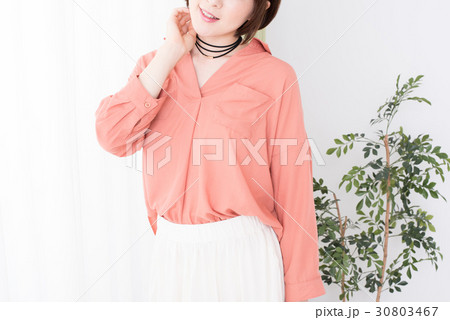 ファッション　女性 30803467