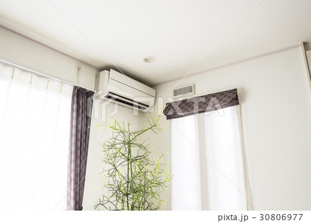 エアコン　冷房　クーラー　夏イメージ 30806977