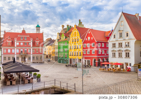 Market square (Marktplatz) in Memmingen Market square (Marktplatz) in Memmingen 30807306
