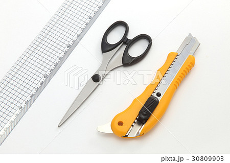 カッター 30809903