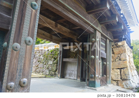 高知城の「追手門」（高知県高知市） 30810476