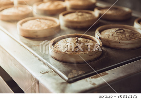 Chinese hot steam cooking food Yumcha or Dim sum 30812175