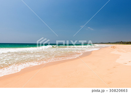 Indian Ocean sun water in Sri Lanka 30820663