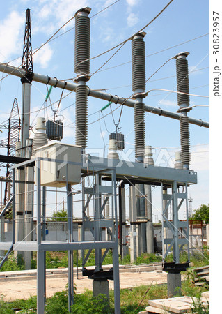 High-voltage gas-insulated switch High-voltage gas-insulated switch 30823957