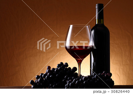 赤ワイン 30826440