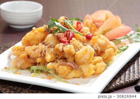 deep fried chicken 30826944