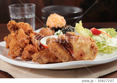 deep fried chicken 30827207