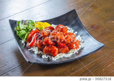 deep fried chicken 30827318