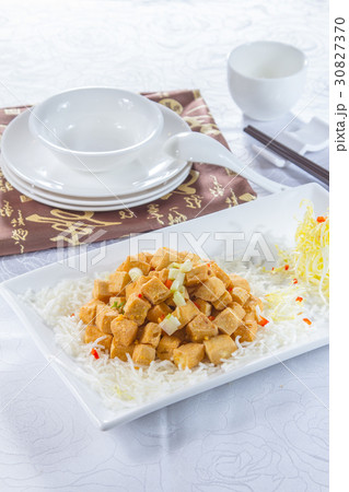 deep fried chicken 30827370