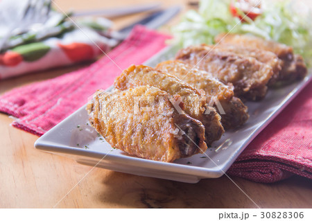 deep fried chicken 30828306