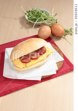 ham burger ham burger 30828611