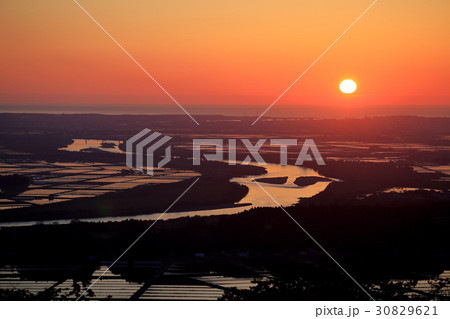 日本海の夕焼け 日本海の夕焼け 30829621