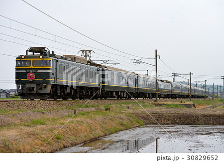 EF81113寝台特急トワイライトエクスプレスの写真素材 [30829652] - PIXTA