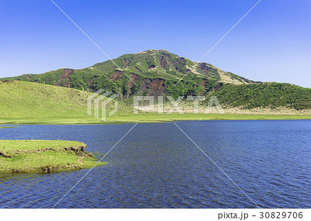 阿蘇山麓の草千里 阿蘇山麓の草千里 30829706