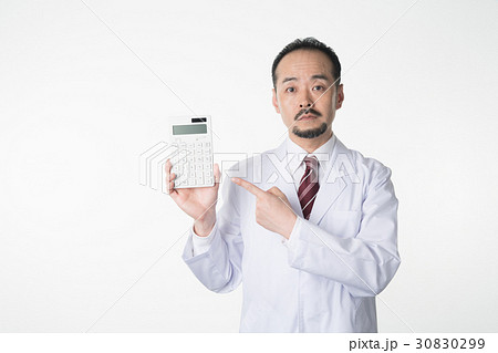 白衣の男性 白衣の男性 30830299