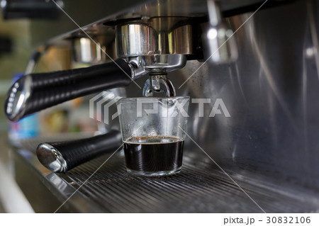 coffee making process from coffee machine coffee making process from coffee machine 30832106