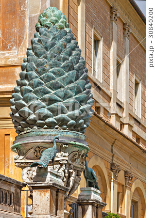 Vatican, Belvedere Palace, pinecone, Italy, Europe Vatican, Belvedere Palace, pinecone, Italy, Europe 30840200